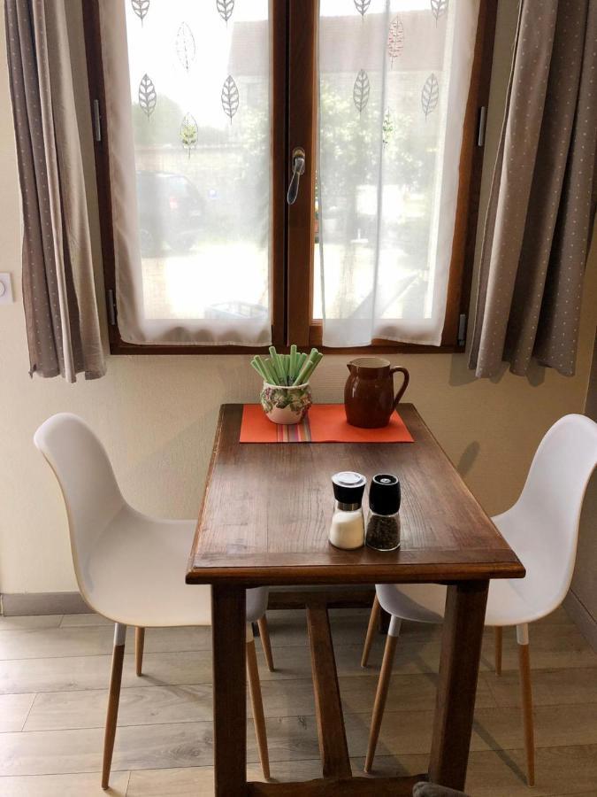 L'Instant Present Bed & Breakfast Pacy-sur-Armancon Bagian luar foto